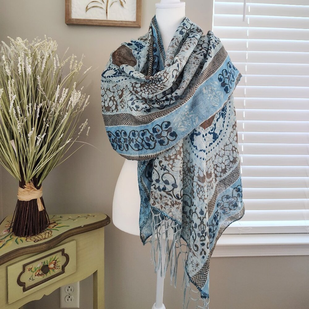 Beautiful Shawl/Wrap - Fringe - All Weather